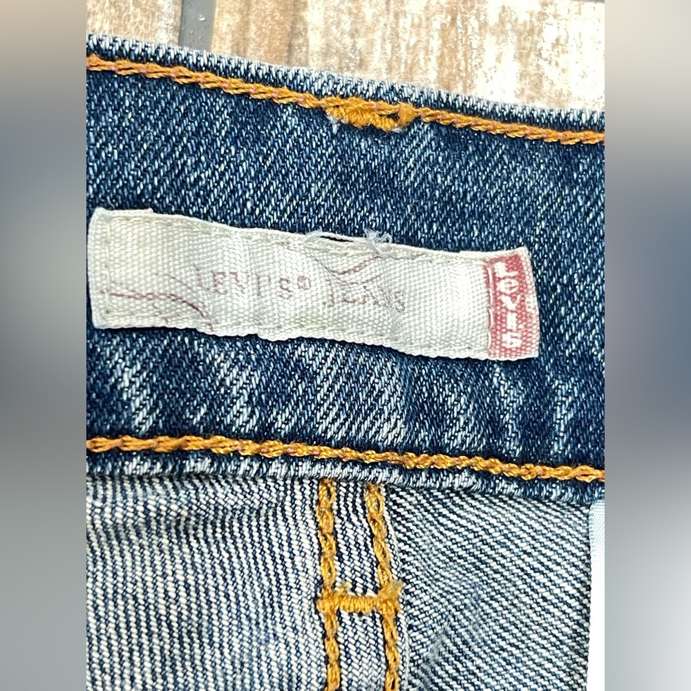 Levi's Retro Flare Too Super Low Rise Jeans Women's Size 9 Medium Wash - Picture 6 of 9